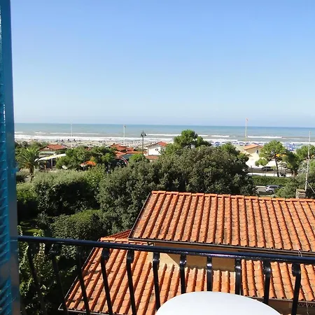 Piccolo Forte dei Marmi