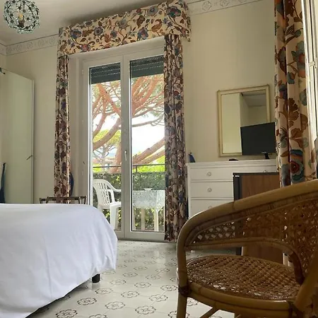 Piccolo 3* Forte dei Marmi